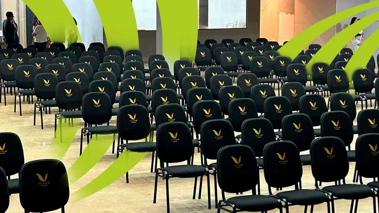 Multflex: A Diferença do Alinhador de Ferro e da Alta Durabilidade em Cadeiras Para Igreja e Auditório
